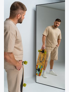 бежевый