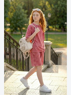 грязно.розовый