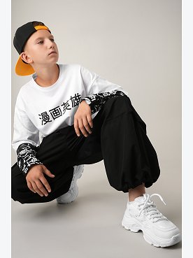 белый.аниме.черный