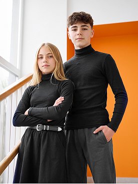 черный