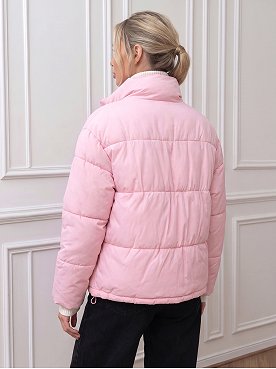 розовый