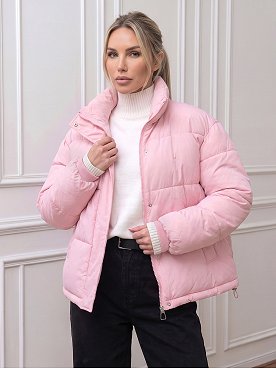 розовый