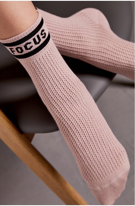Удлиненные женские носки с ажурным переплетением Conte Elegant