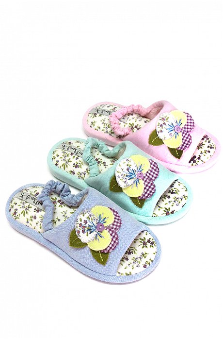 Купить детскую обувь для девочек оптом от 145 ₽ в интернет-магазине ...