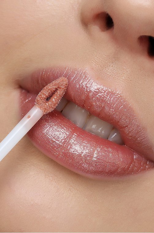 Блеск для губ Lipgloss Colourstudio т.404 4,5 мл LAMEL Professional