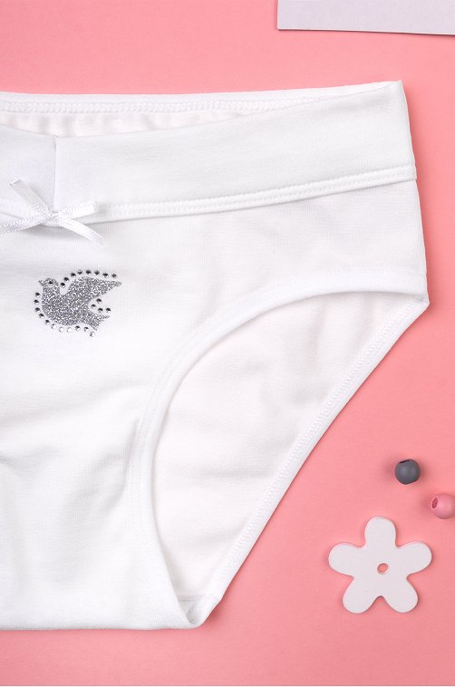 В трусиках девочки