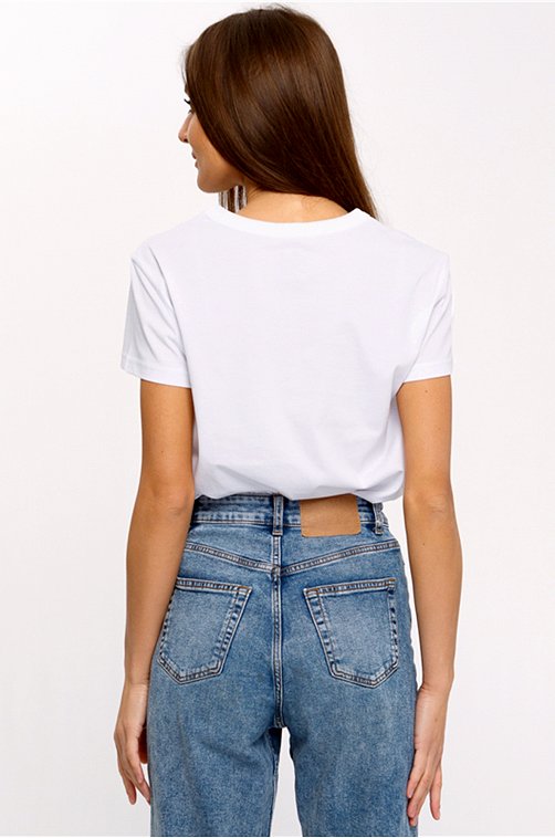 Женская футболка Апрель