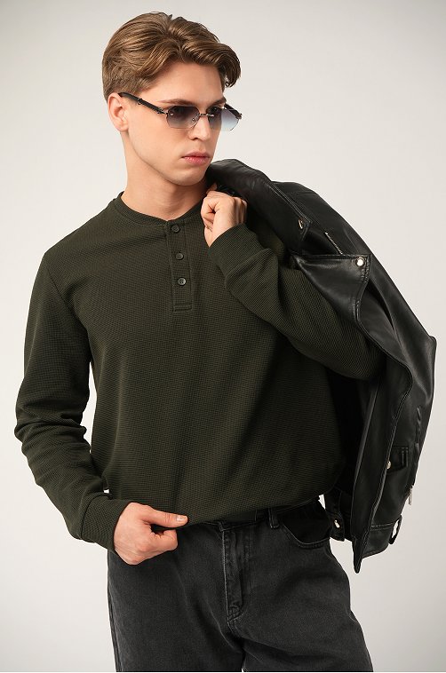 Мужской лонгслив на пуговицах Happyfox