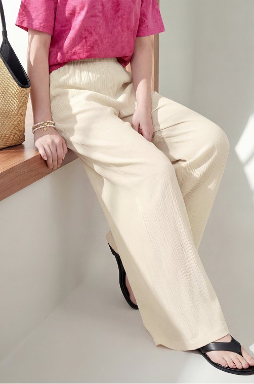 Женские брюки из ткани-жатка Happyfox