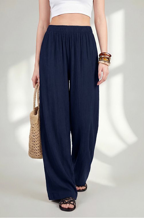 Женские брюки из ткани-жатка Happyfox