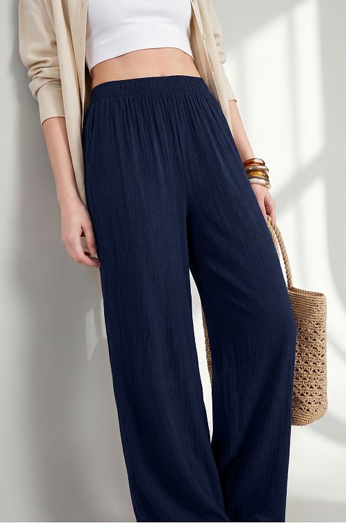 Женские брюки из ткани-жатка Happyfox