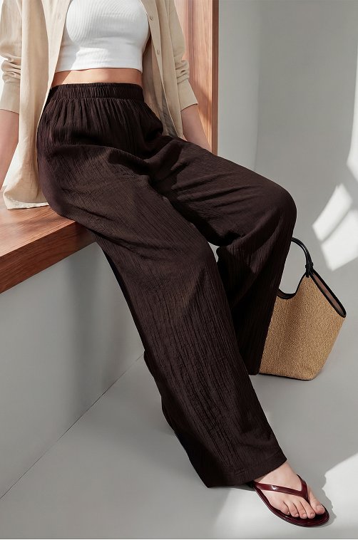 Женские брюки из ткани-жатка Happyfox