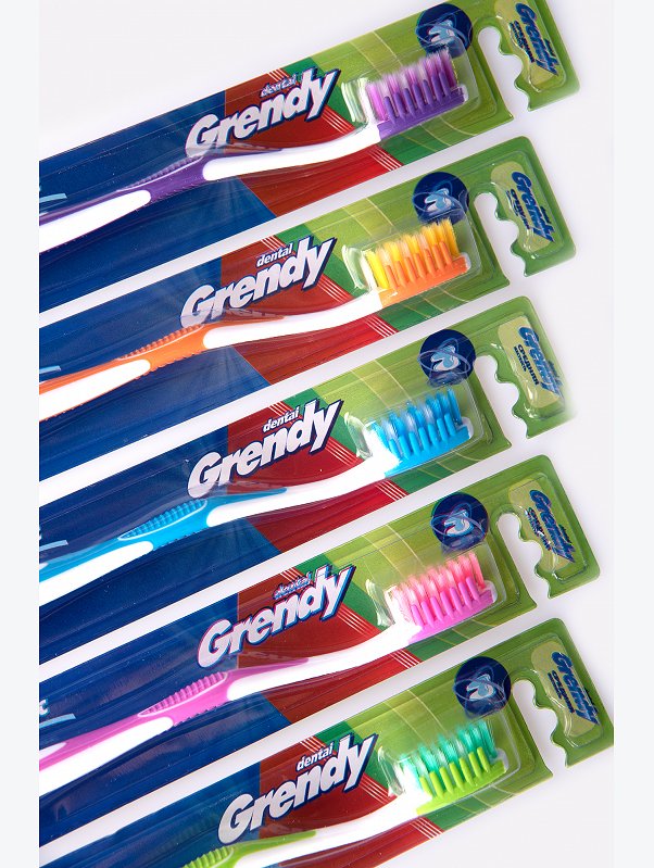 Зубная щетка средней жесткости Grendy