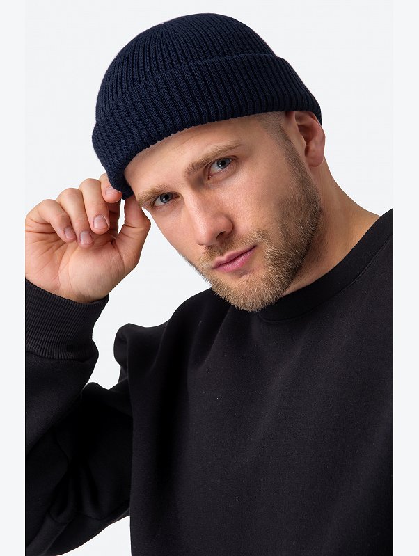 Вязаная шапка в рубчик с отворотом Happyfox
