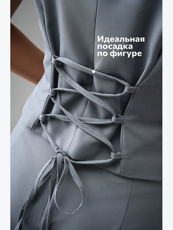 Женский костюм с жилетом и шортами Happyfox